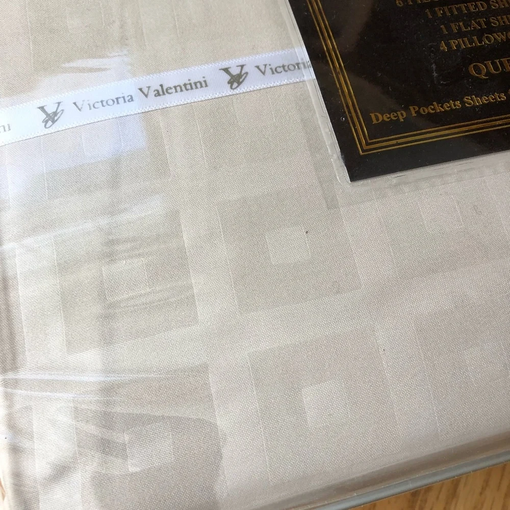 Queen Victoria Valentini 1800 Series 6 Piece Bed Sheet Set Deep Pocket Bedding